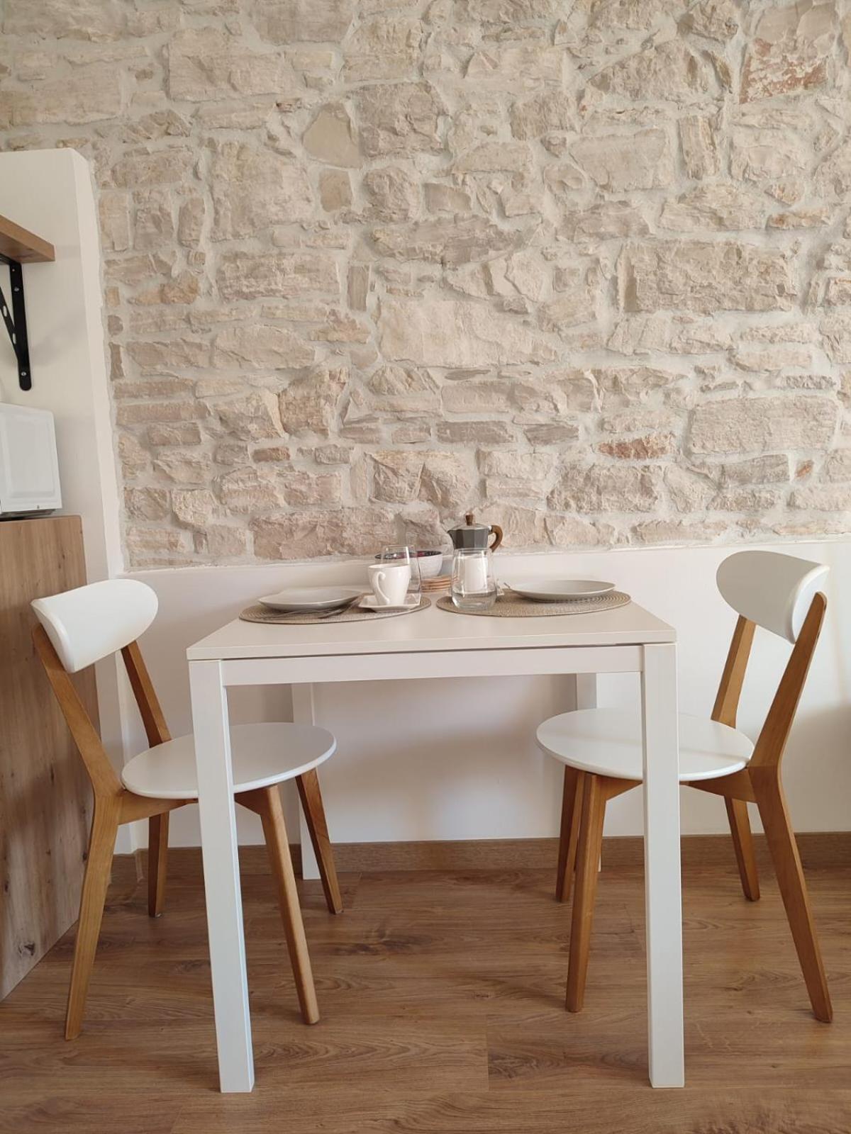 Central Studio Apartment Pula Ngoại thất bức ảnh